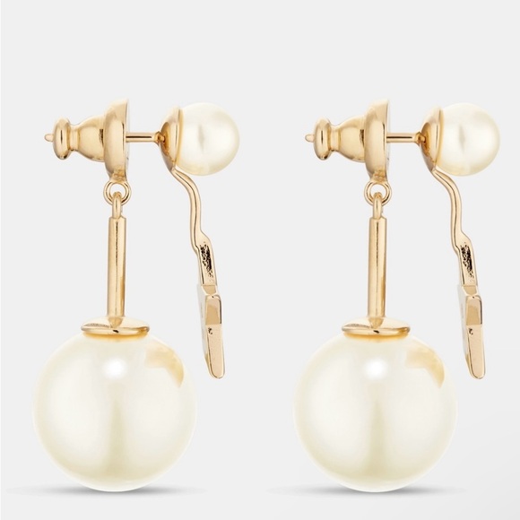Dior My ABCDior Tribales Étoile Earring Gold-Finish Metal and White Resin Pearls - Picture 7 of 9